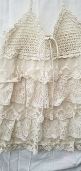 Rue21 Tops - Cream Macrame & Lace Crop Top